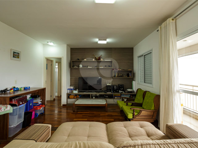 Apartamento à venda com 3 suítes em Alto da Boa Vista, São Paulo, SP