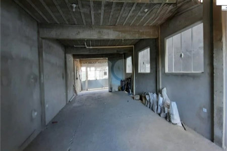 Sobrado à venda com 5 quartos, sendo 1 suíte, em Jardim Cumbica, Guarulhos, SP