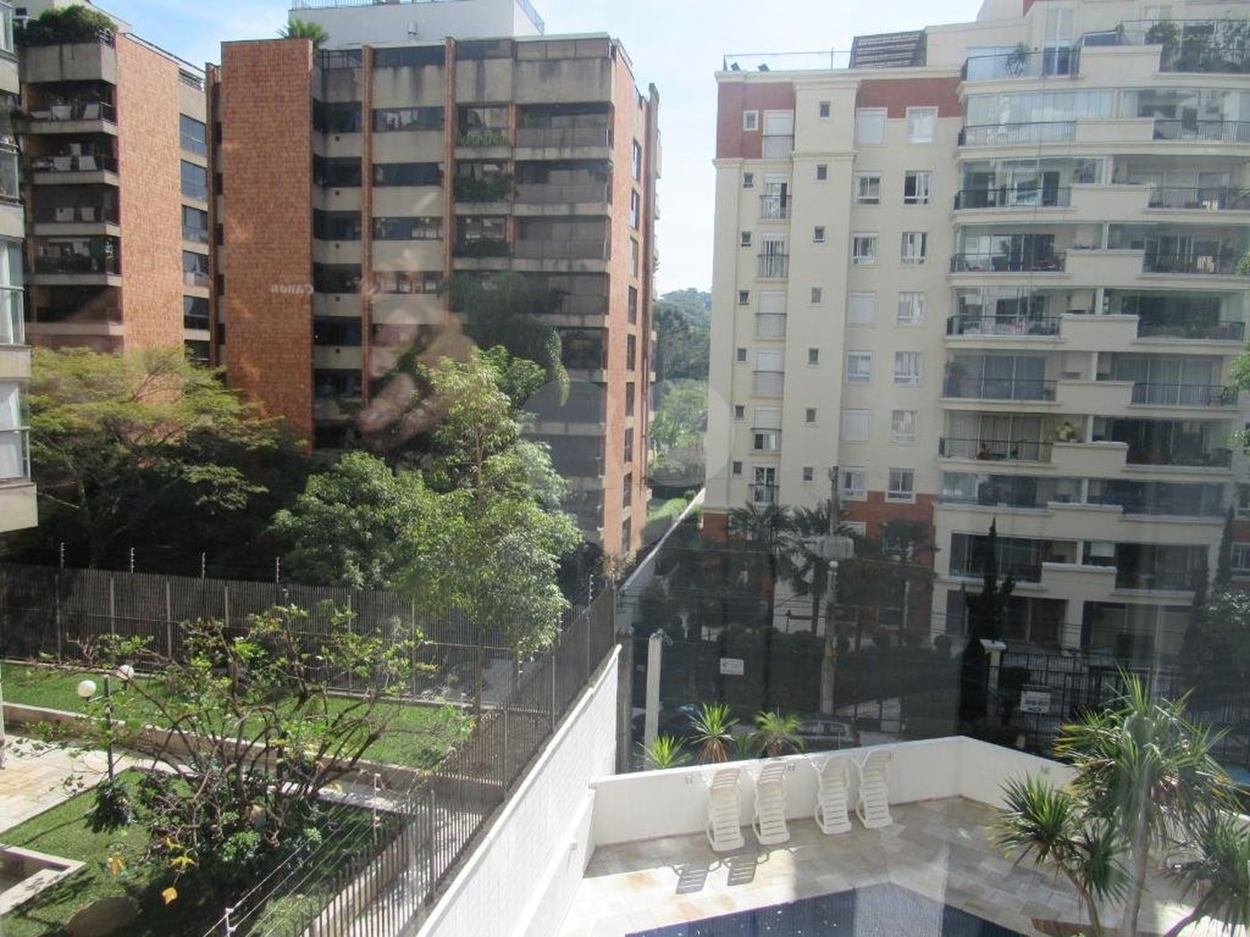 Apartamento à venda com 3 suítes em Real Parque, São Paulo, SP