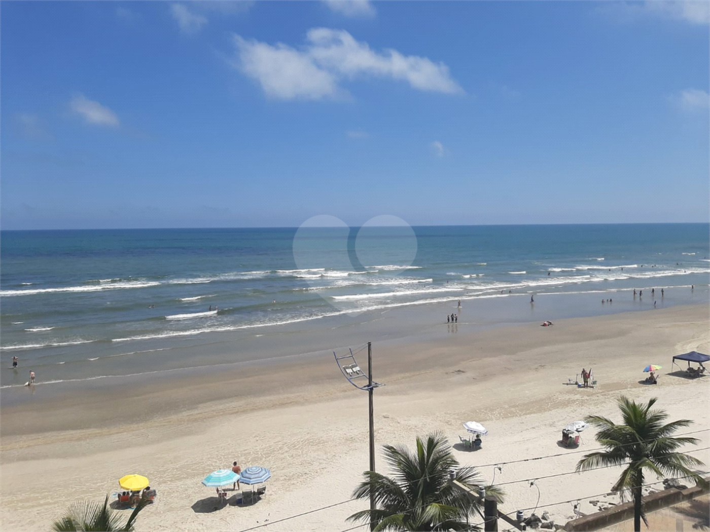 Apartamento à venda com 2 quartos, sendo 1 suíte,  no Centro, Mongaguá, SP