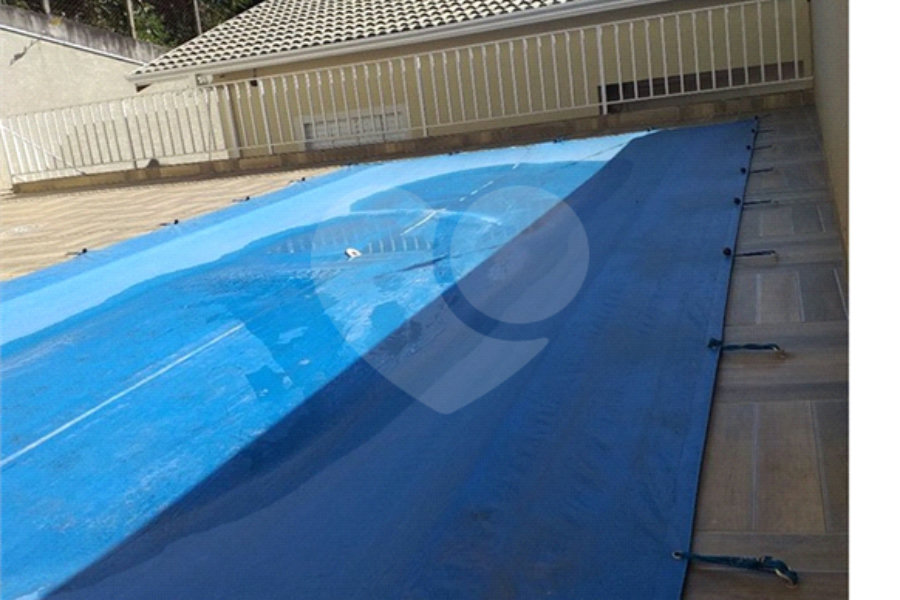 Casa à venda com 3 quartos, sendo 1 suíte, no condomínio Mirante da Mantiqueira, Mairiporã - SP