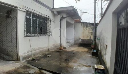 Casa à venda com 3 quartos em Campo Grande, Rio de Janeiro, RJ