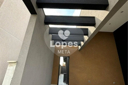 Casa à venda com 3 quartos, sendo 1 suíte,  no condomínio Terras do Vale, Caçapava - SP