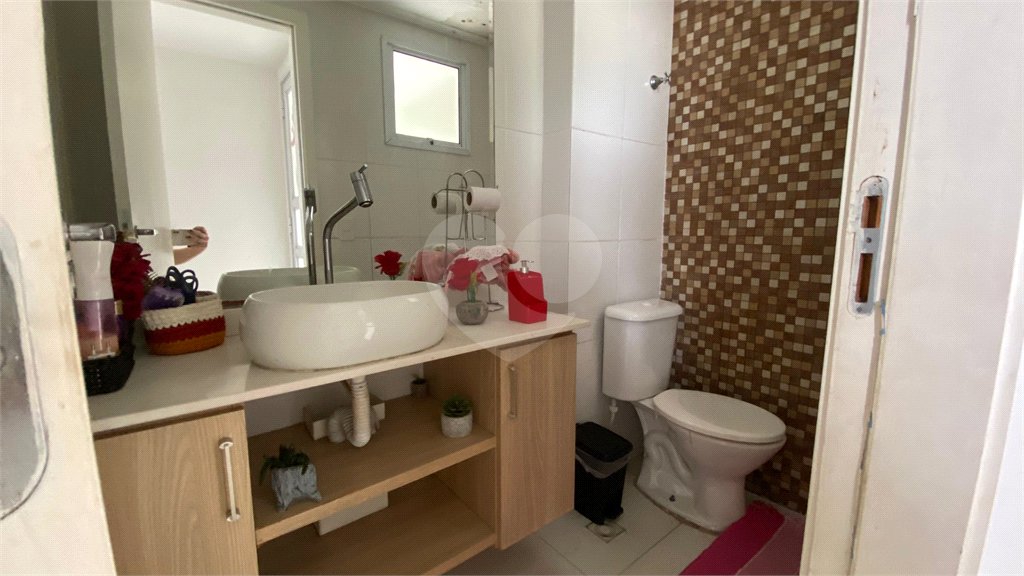 Casa à venda com 3 quartos, sendo 1 suíte, no condomínio Vivant, Rio de Janeiro - RJ
