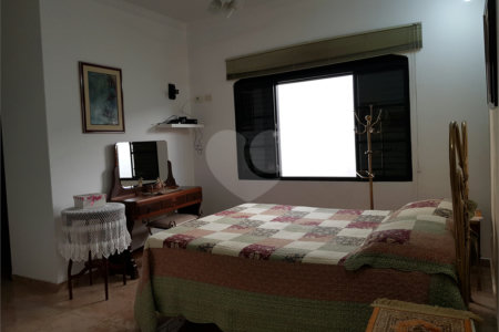 Casa à venda com 3 quartos, sendo 1 suíte, no condomínio City Campo Grande, São Paulo - SP