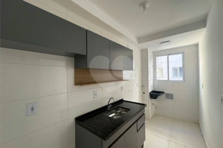 Apartamento para alugar com 1 quarto em Jardim do Triunfo, Guarulhos, SP