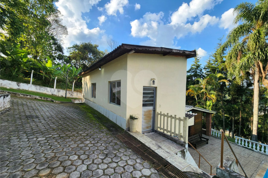 Chácara à venda com 4 quartos em Mato Dentro, Mairiporã, SP