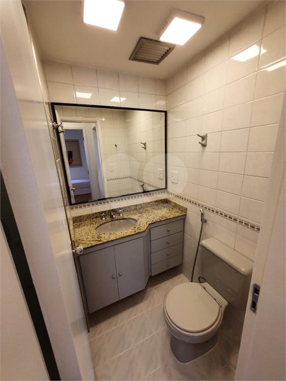 Apartamento à venda com 2 quartos em Vila Uberabinha, São Paulo, SP