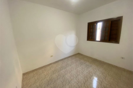 Casa à venda com 3 quartos, sendo 1 suíte,  em Vila Nova Cintra, Mogi das Cruzes, SP