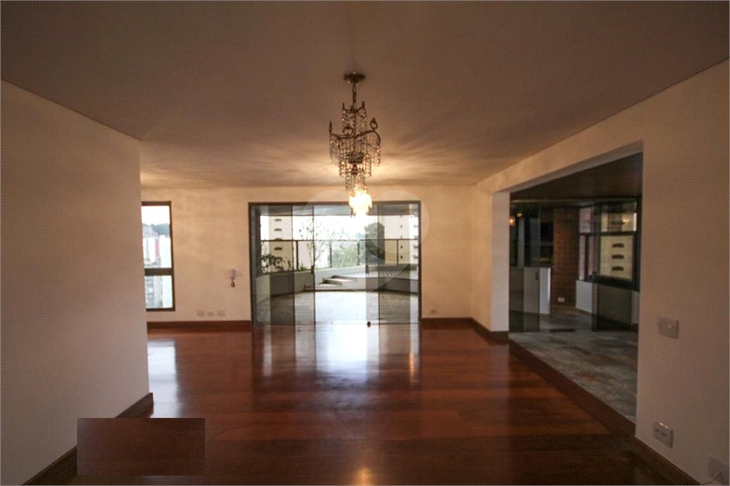 Apartamento à venda com 4 quartos, sendo 2 suítes,  em Real Parque, São Paulo, SP