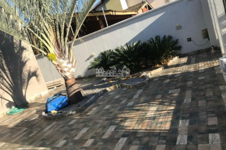 Casa à venda com 5 quartos, sendo 3 suítes, em Loteamento Jardim Morumbi, Atibaia, SP