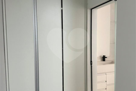 Casa à venda com 5 suítes no condomínio Riviera Santa Cristina Iii, Itaí - SP