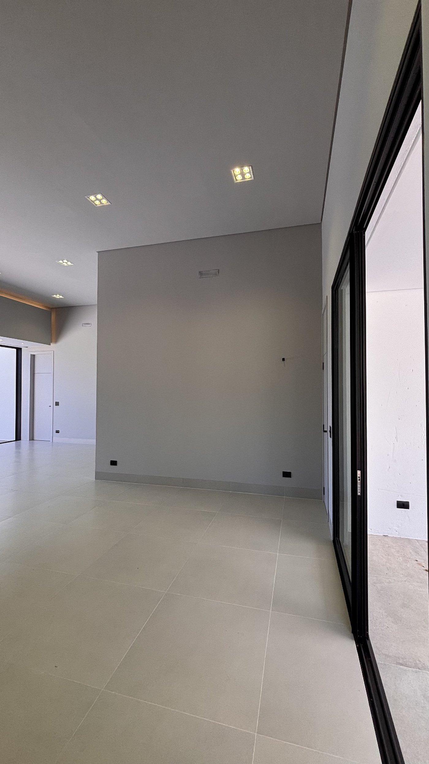 Casa à venda com 4 quartos, sendo 2 suítes, no condomínio Residencial Damha Belvedere, Presidente Prudente - SP
