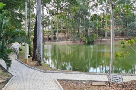Terreno à venda no condomínio Vale do Lago, Sorocaba - SP