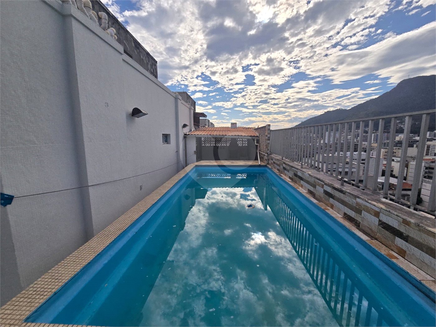 Cobertura à venda com 4 quartos, sendo 1 suíte,  em Tijuca, Rio de Janeiro, RJ