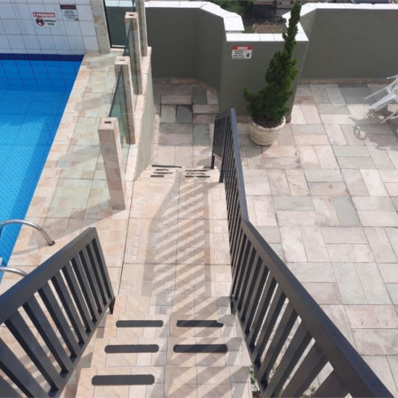 Apartamento à venda, 45 m² por R$ 307.400,00 - Enseada - Guarujá/SP
