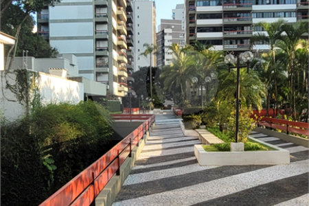 Apartamento à venda com 4 quartos, sendo 1 suíte, em Sumaré, São Paulo, SP