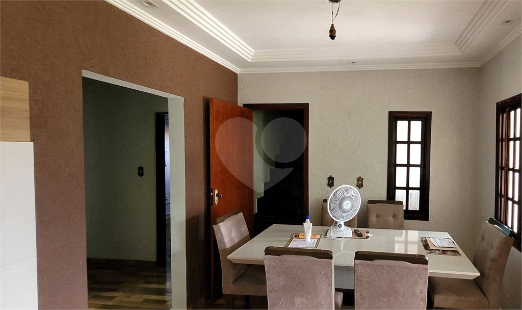 Casa à venda ou para alugar com 3 quartos, sendo 1 suíte,  em Vila Nova Aparecida, Mogi das Cruzes, SP