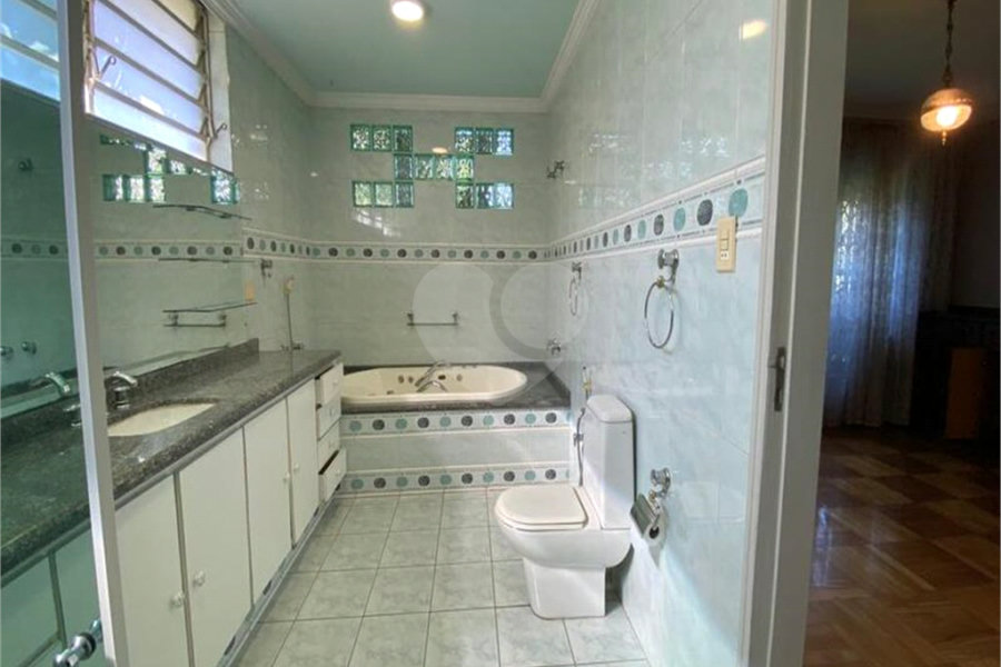 Casa Térrea à venda com 4 quartos, sendo 2 suítes, em Jardim Floresta, São Paulo, SP