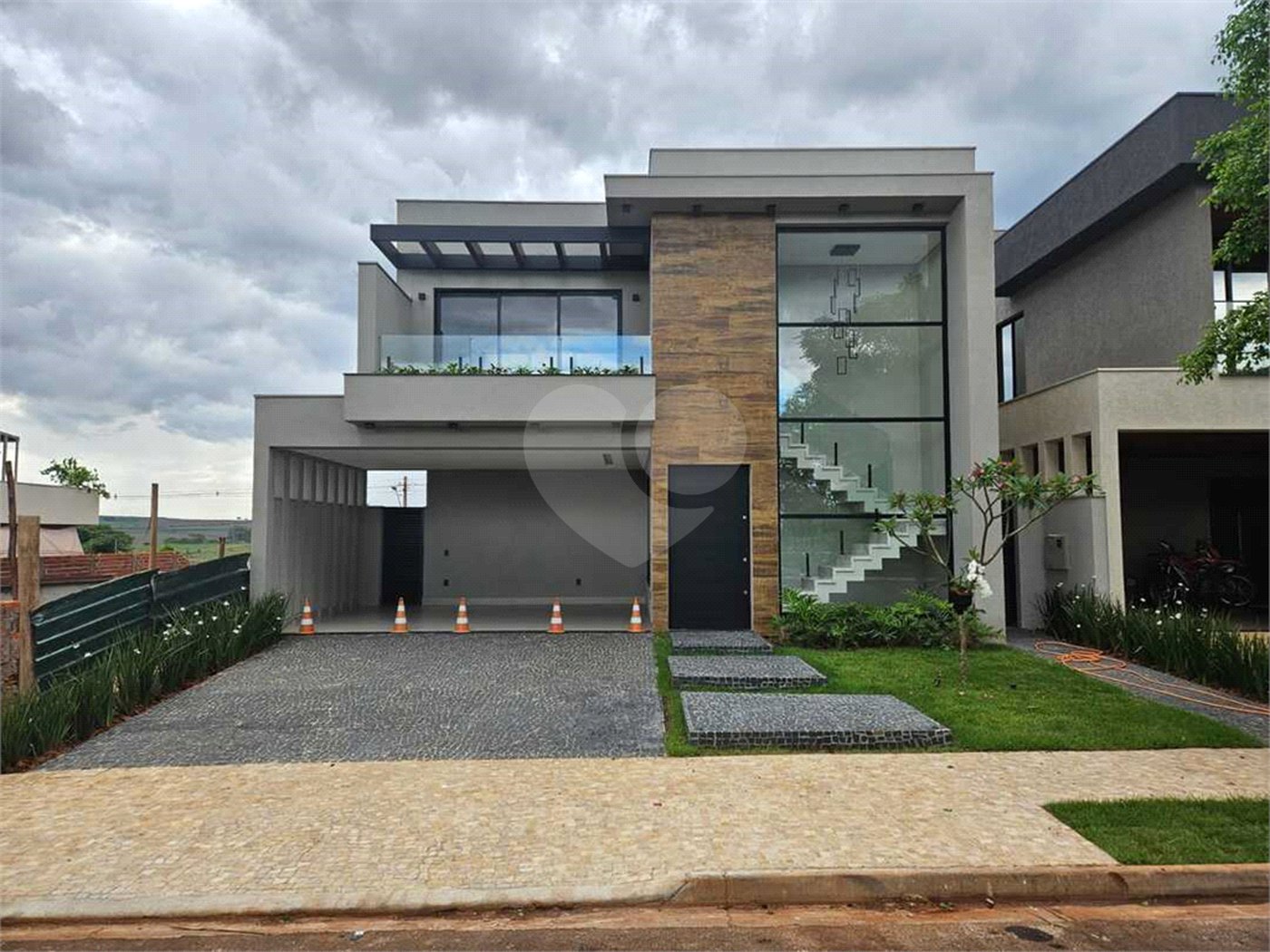 Casa à venda com 4 suítes no condomínio Terras de Florença, Ribeirão Preto - SP