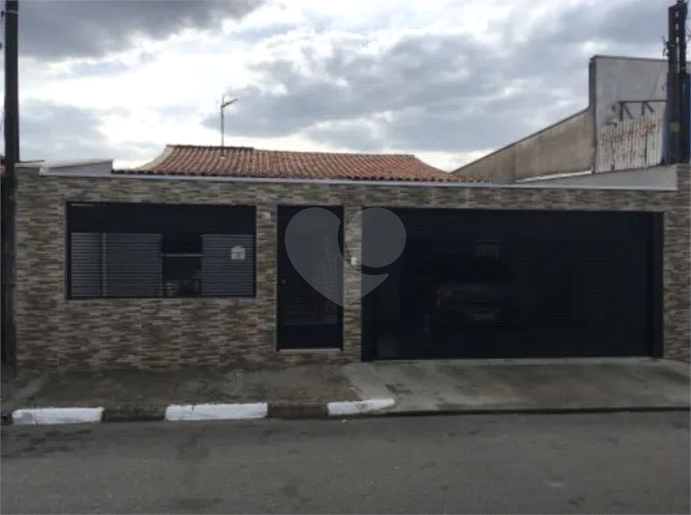 Casa à venda com 3 quartos, sendo 1 suíte, em Vila Batista, Bragança Paulista, SP