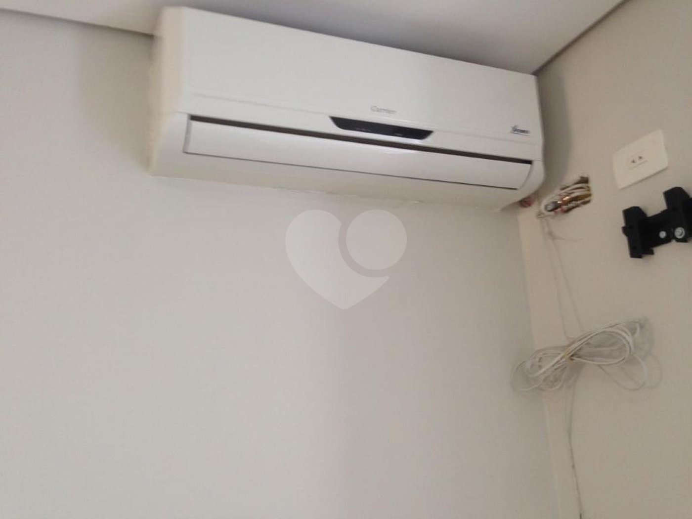 Casa à venda com 4 quartos, sendo 1 suíte, em Samambaia, Mairiporã, SP