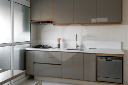 Apartamento à venda com 3 suítes em Vila Mascote, São Paulo, SP
