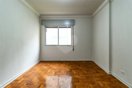 Apartamento à venda ou para alugar com 3 quartos, sendo 1 suíte,  em Itaim Bibi, São Paulo, SP