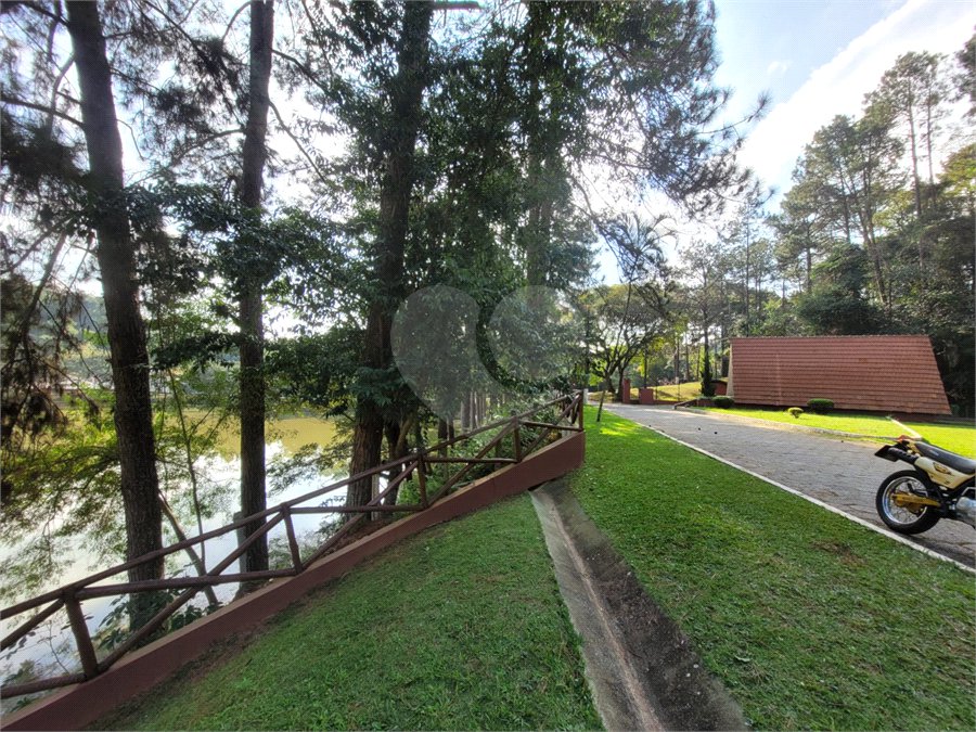 Condomínio para alugar com 3 quartos, sendo 1 suíte, em Caraguatá, Mairiporã, SP