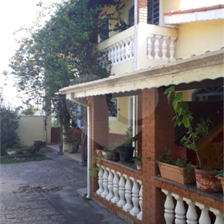 Chácara à venda com 3 quartos, sendo 2 suítes, em Chácara Companheiros, Jundiaí, SP