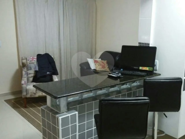 Casa à venda com 2 suítes no condomínio Villagio Salvador, São Paulo - SP
