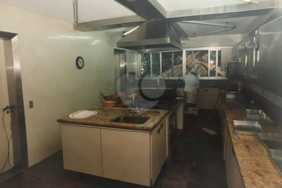 Casa à venda com 6 quartos, sendo 3 suítes,  em Serra da Cantareira, Mairiporã, SP