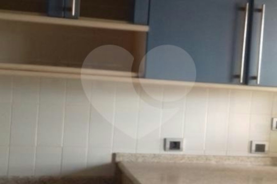 Sobrado à venda com 3 quartos, sendo 1 suíte,  em Vila Pereira Barreto, São Paulo, SP