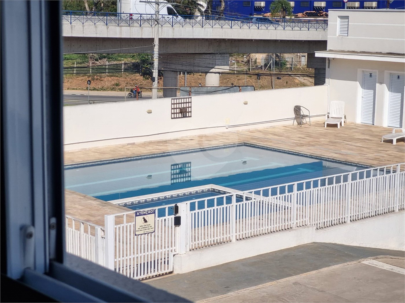 Casa à venda com 3 quartos, sendo 1 suíte, no condomínio Residencial Américo Figueiredo, Sorocaba - SP