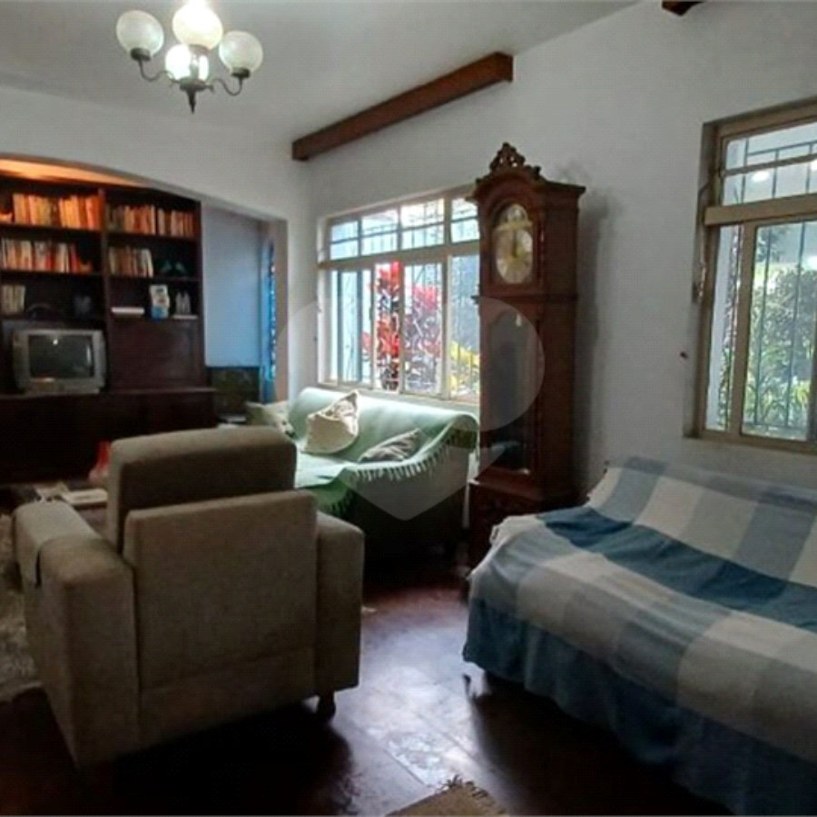 Sobrado à venda com 3 quartos, sendo 1 suíte, em Jardim Novo Mundo, São Paulo, SP