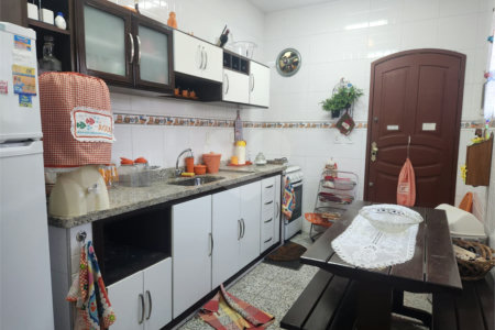 Casa à venda com 3 quartos, sendo 1 suíte, em Rasa, Armação dos Búzios, RJ