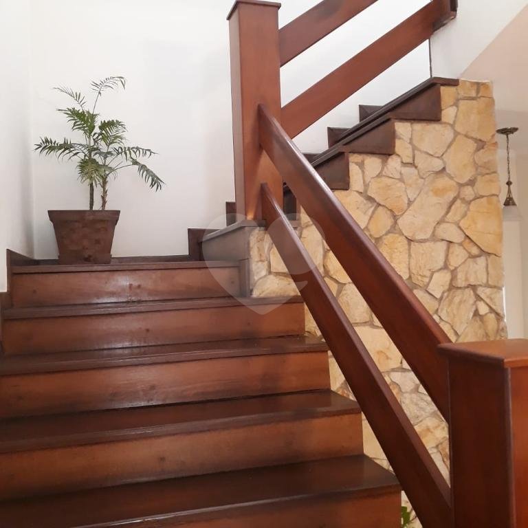 Sobrado à venda com 3 suítes em Santa Teresinha, São Paulo, SP