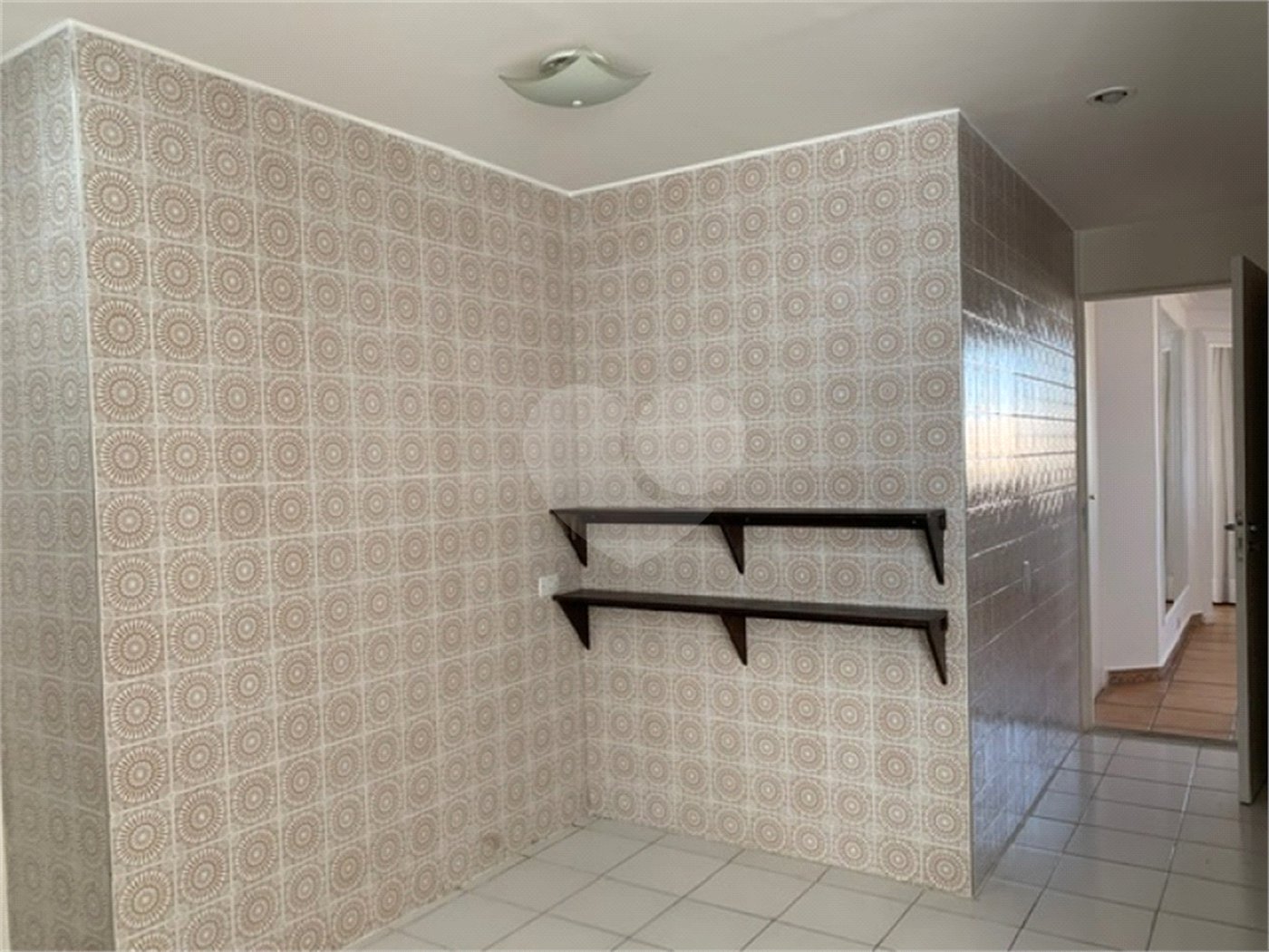 Apartamento à venda com 3 quartos, sendo 1 suíte, em Alto da Boa Vista, São Paulo, SP