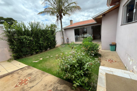 Casa à venda com 4 quartos, sendo 1 suíte,  em Vila Barth, Itapetininga, SP