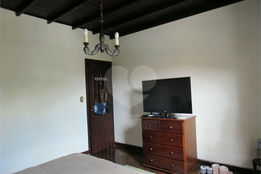 Casa à venda com 3 quartos, sendo 1 suíte,  no condomínio Casa, São Paulo - SP