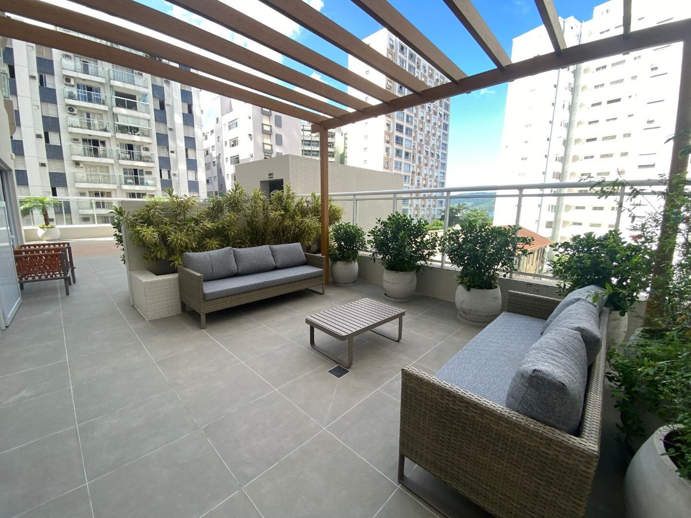 Apartamento com 3 dormitórios à venda, 134 m² por R$ 2.770.000,00 - Boqueirão - Santos/SP