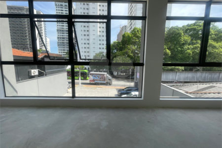 Loja à venda ou para alugar em Alto da Boa Vista, São Paulo, SP