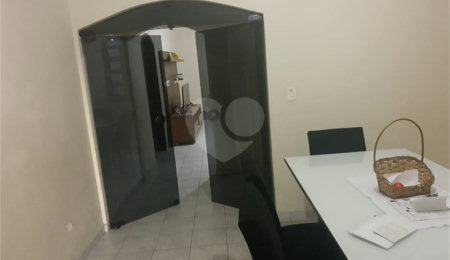 Sobrado à venda com 2 quartos, sendo 1 suíte,  em Jardim Umarizal, São Paulo, SP