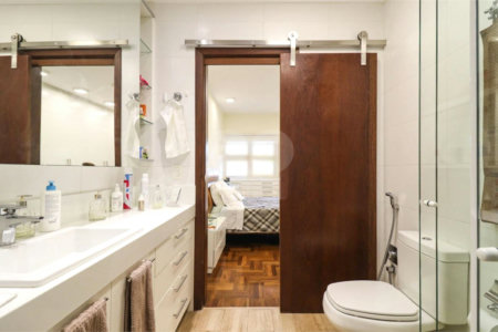 Casa Térrea à venda com 6 quartos, sendo 4 suítes, em Brooklin Paulista, São Paulo, SP