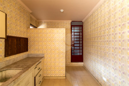 Casa à venda com 4 quartos, sendo 2 suítes, em Perdizes, São Paulo, SP