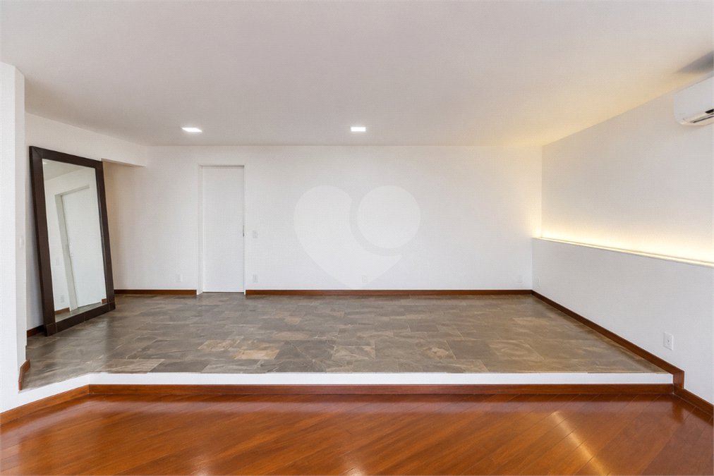 Apartamento à venda com 3 quartos, sendo 1 suíte, em Vila Mascote, São Paulo, SP