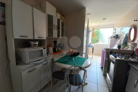 Apartamento à venda com 2 quartos em Jardim Ivana, São Paulo, SP