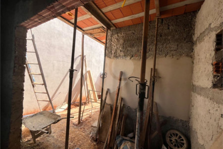 Casa à venda com 2 quartos, sendo 1 suíte,  no condomínio Tivolli, Itapetininga - SP