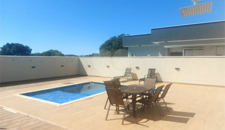 Casa em condomínio à venda com 4 quartos, sendo 3 suítes,  em Ogiva, Cabo Frio, RJ