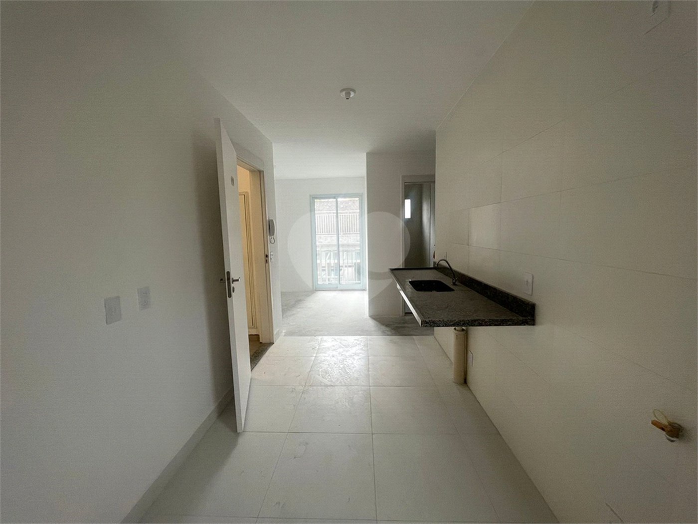 Casa à venda com 2 quartos no condomínio Severa, São Paulo - SP
